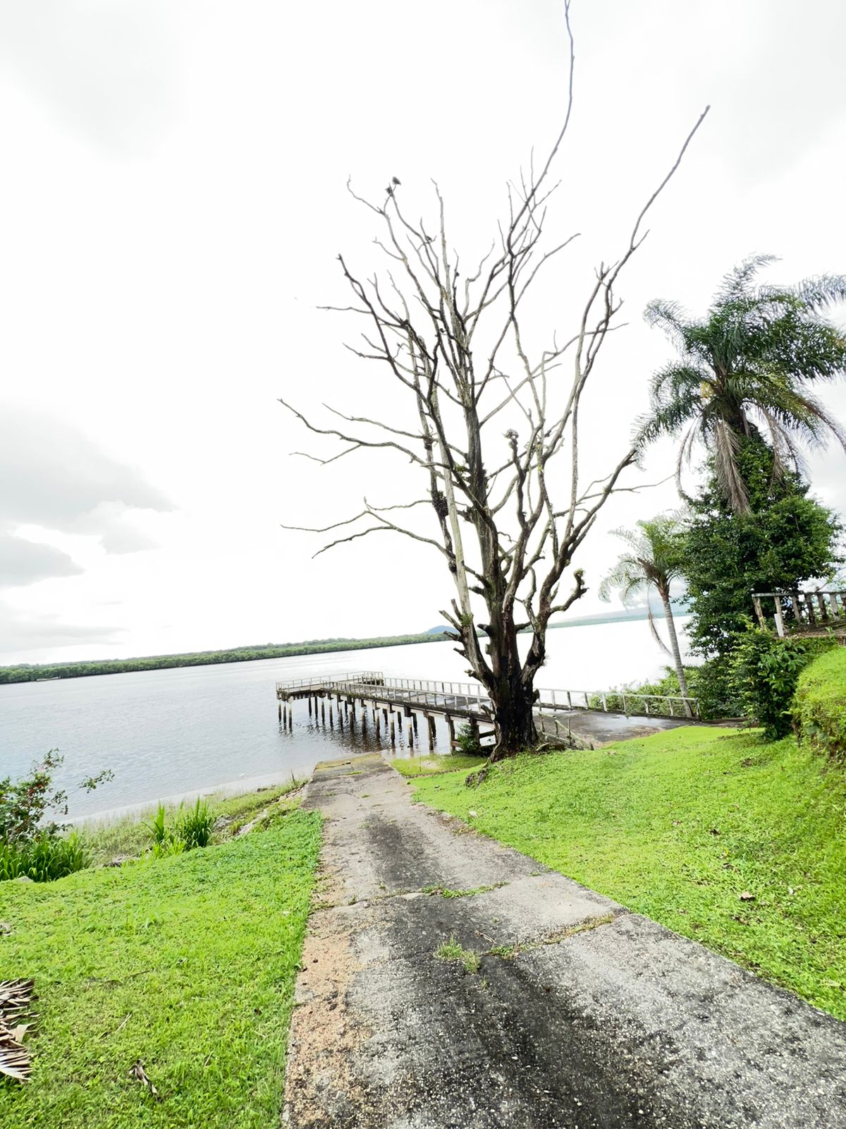 CASA BAIRRO PORTO CUBATÃO CONDOMÍNIO MARINA PORTO DAS PRIMAVERAS