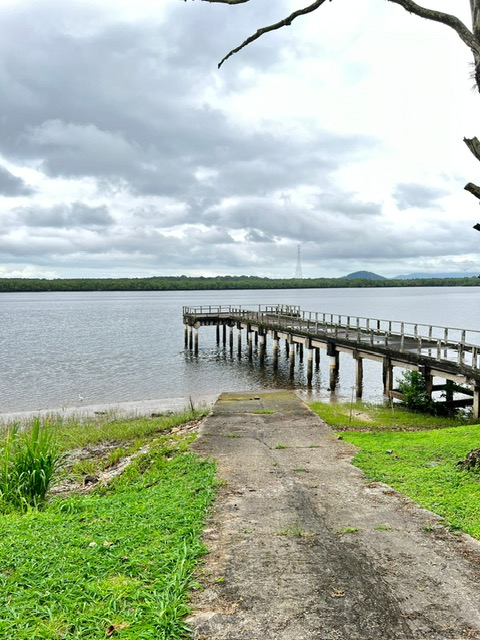 CASA BAIRRO PORTO CUBATÃO CONDOMÍNIO MARINA PORTO DAS PRIMAVERAS