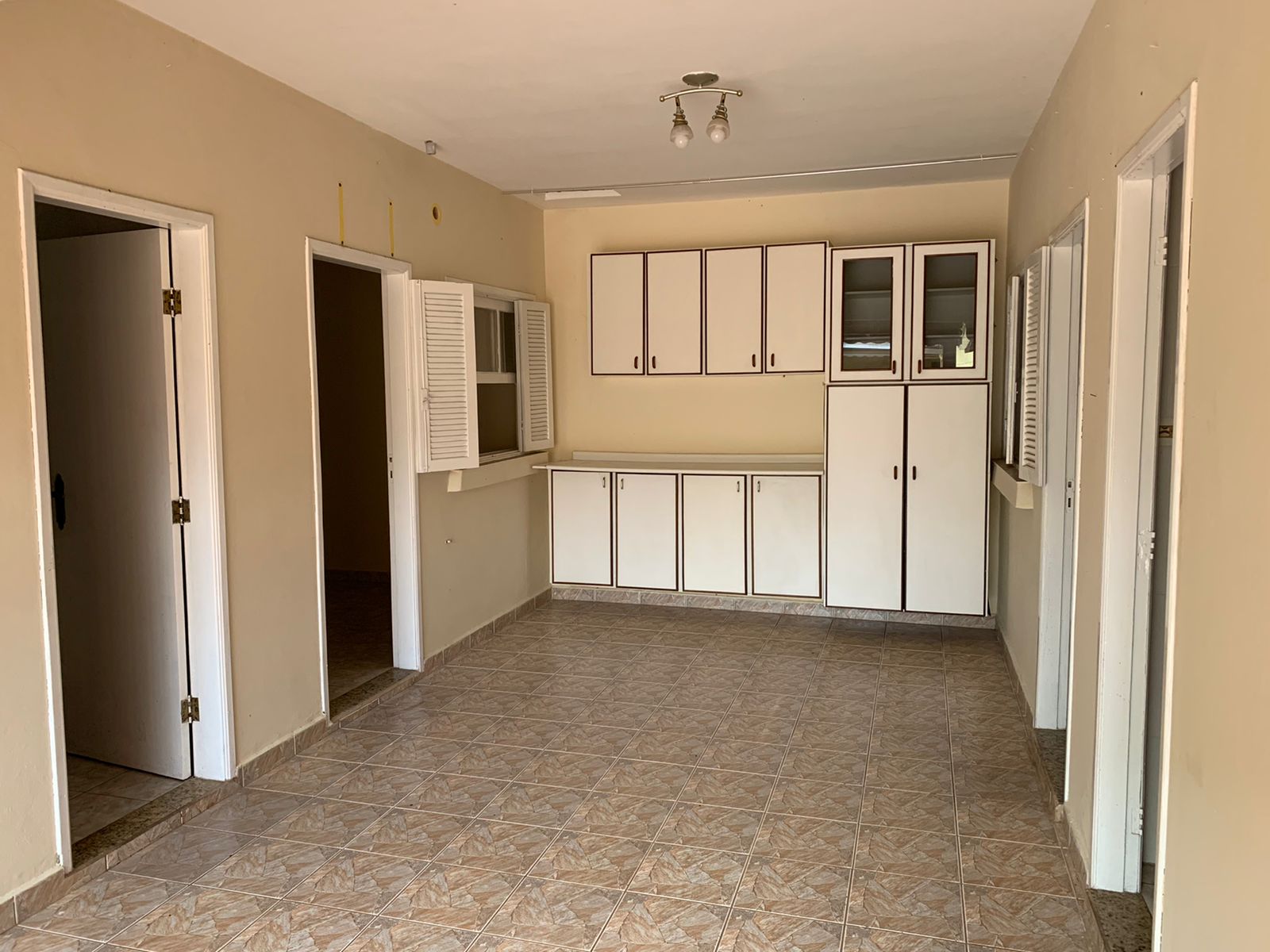 LINDA CASA BAIRRO ROCIO EM CANANÉIA