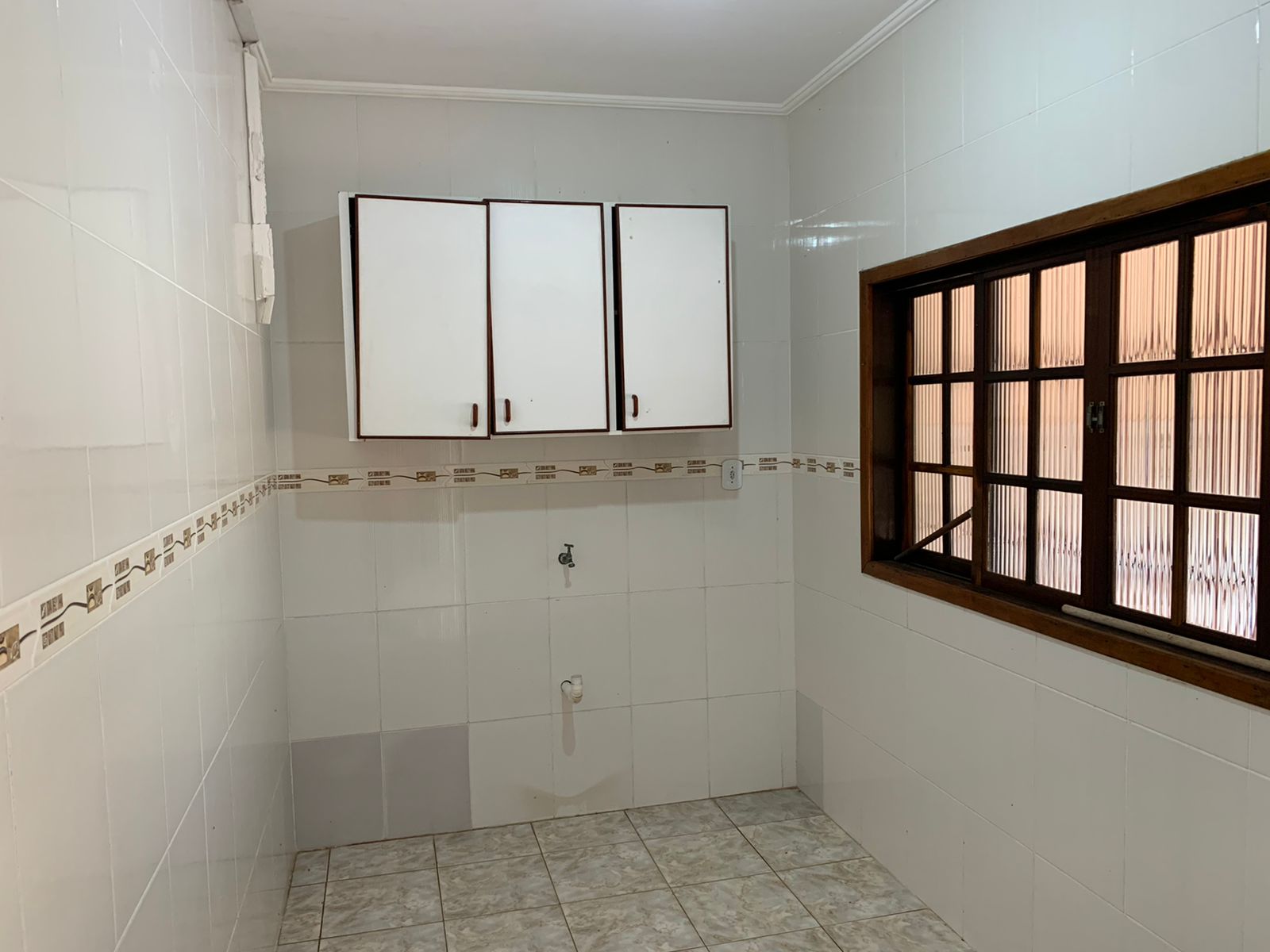 LINDA CASA BAIRRO ROCIO EM CANANÉIA