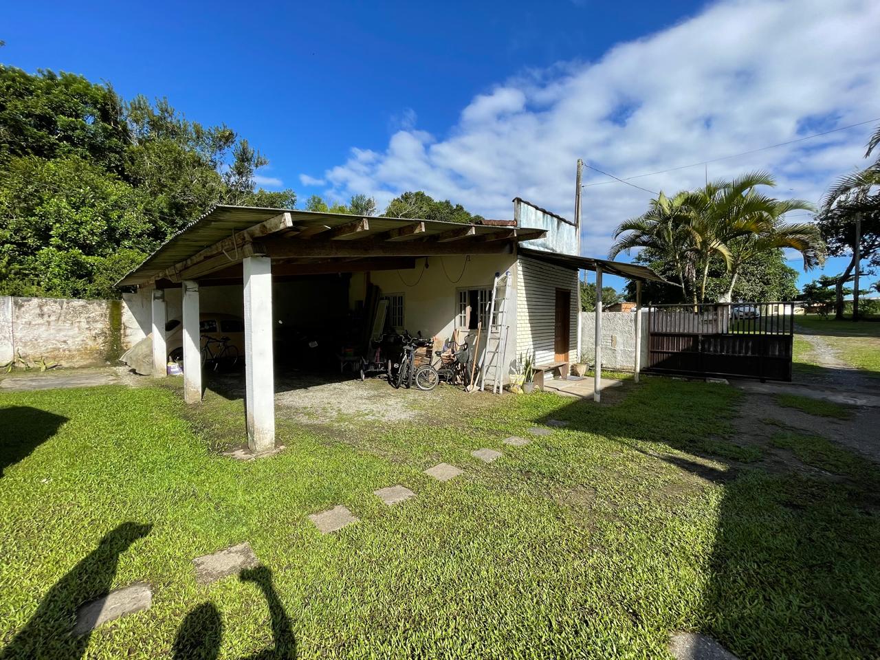 CHACARA COM DOIS SOBRADOS E PONTO COMERCIAL