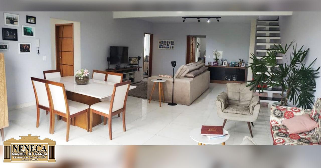 LINDO SOBRADO NO CENTRO HISTORICO DE CANANEIA