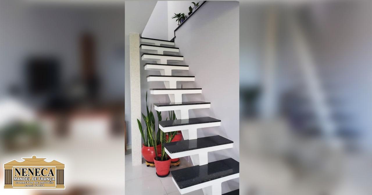 LINDO SOBRADO NO CENTRO HISTORICO DE CANANEIA