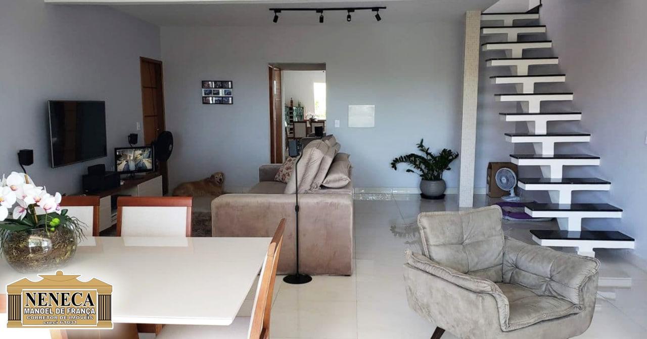 LINDO SOBRADO NO CENTRO HISTORICO DE CANANEIA