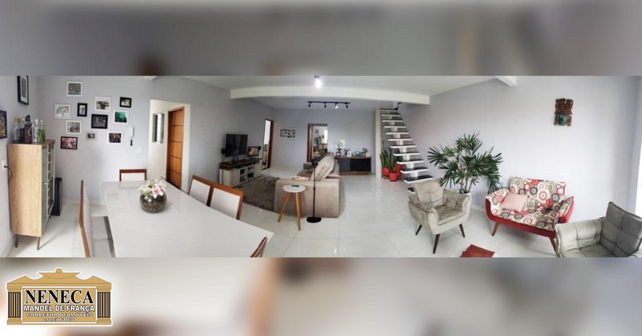 LINDO SOBRADO NO CENTRO HISTORICO DE CANANEIA