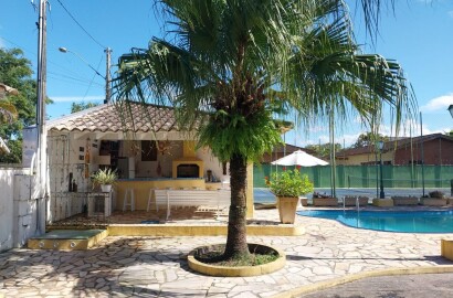 LINDA CASA ALTO PADRÃO BAIRRO RETIRO DAS CARAVELAS