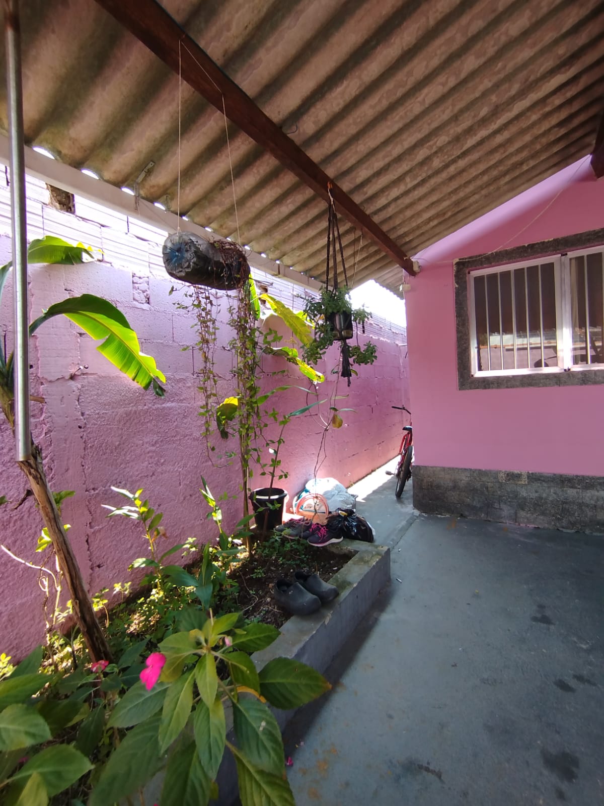 CASA COM PISCINA BAIRRO ACARAU