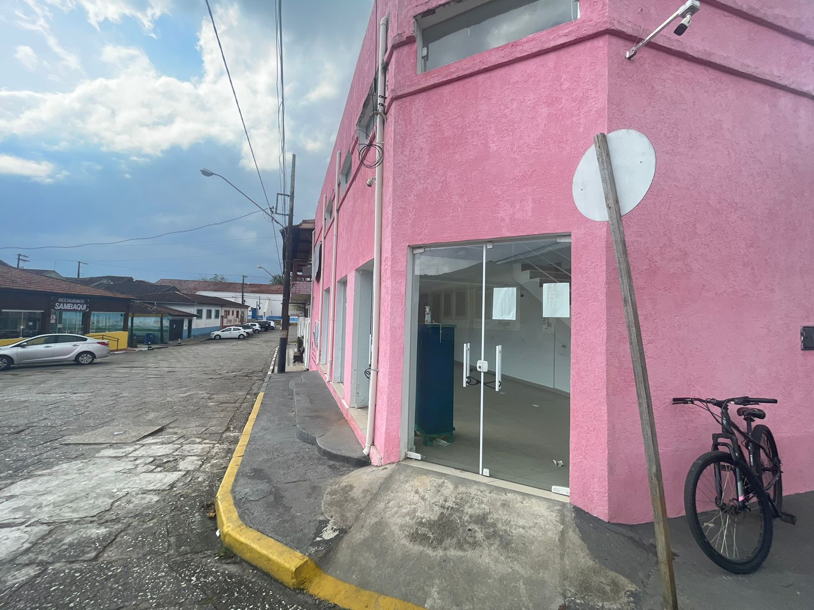 PONTO COMERCIAL CENTRO HISTORICO EM CANANEIA