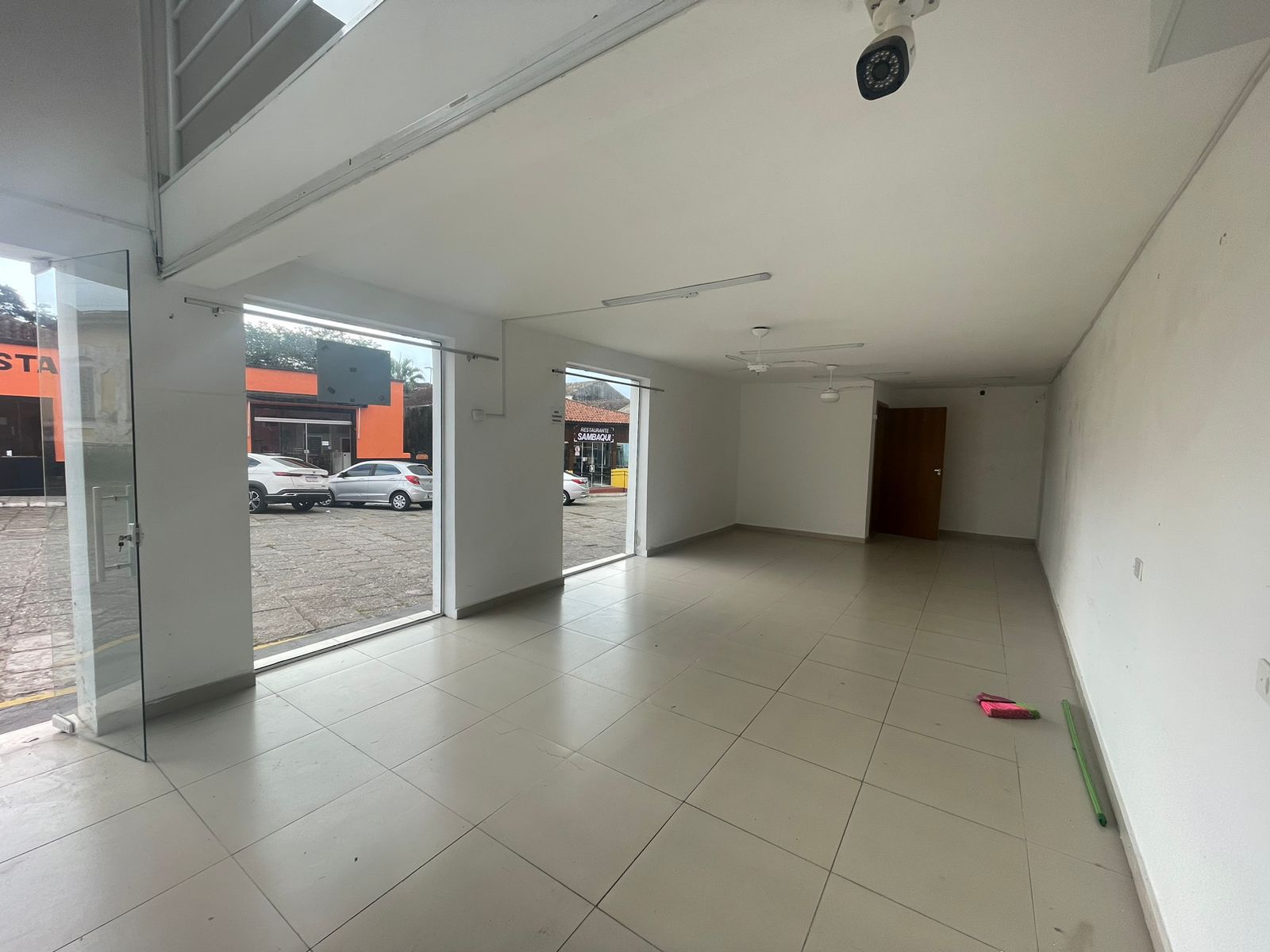 PONTO COMERCIAL CENTRO HISTORICO EM CANANEIA