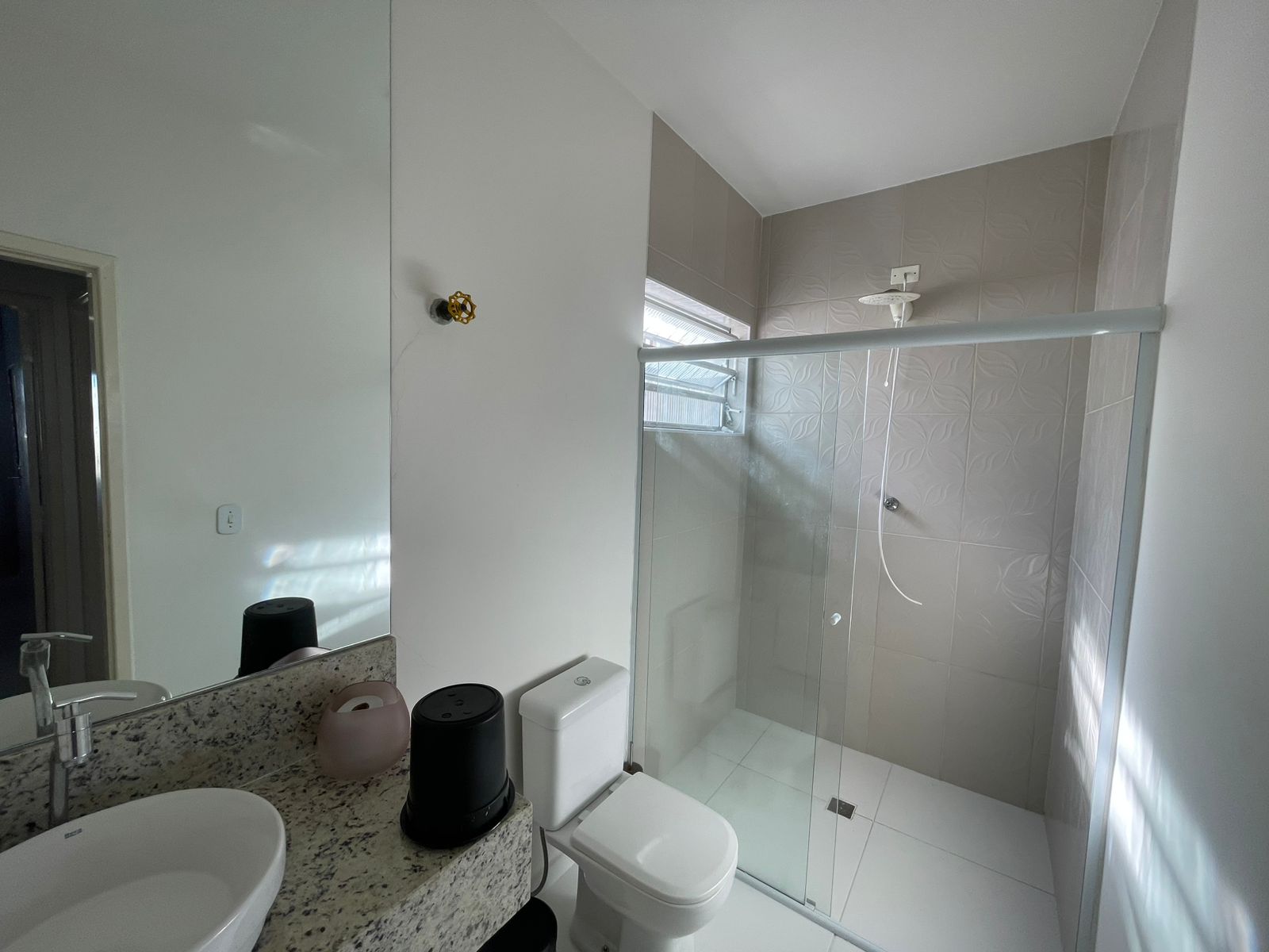 LINDA CASA BAIRRO RETIRO DAS CARAVELAS