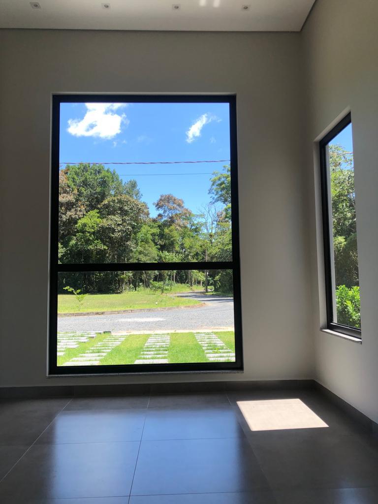 LINDA CASA CONDOMINIO RESERVA DA MATA EM CANANEIA