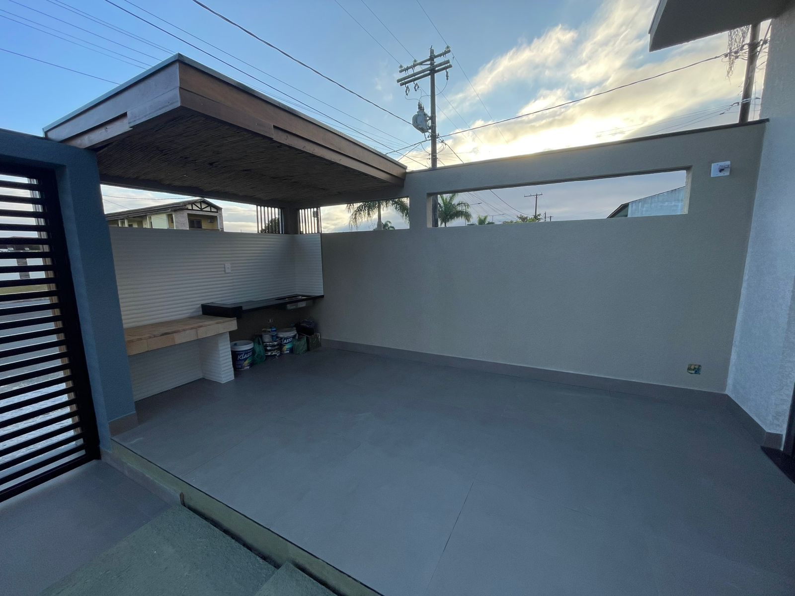 LINDA CASA BAIRRO RETIRO DAS CARAVELAS