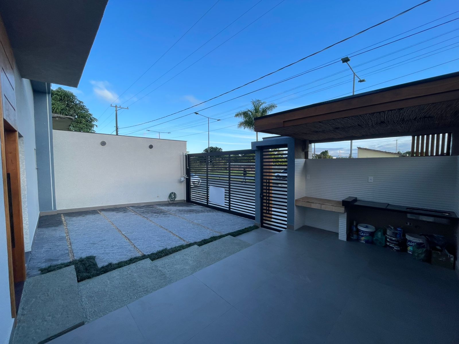 LINDA CASA BAIRRO RETIRO DAS CARAVELAS