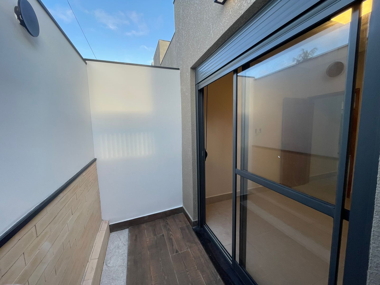 LINDA CASA BAIRRO RETIRO DAS CARAVELAS