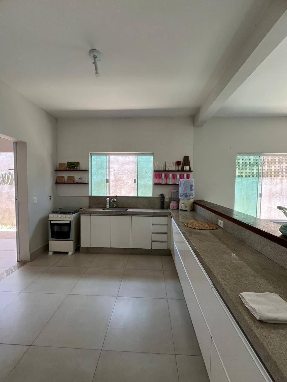 LINDA CASA BAIRRO RETIRO DAS CARAVELAS