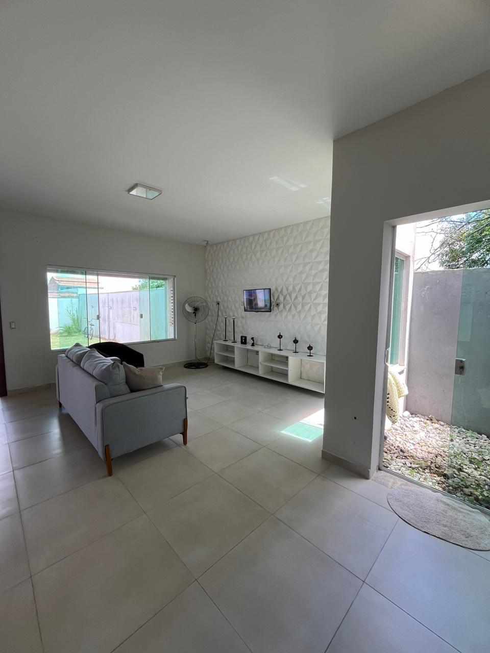 LINDA CASA BAIRRO RETIRO DAS CARAVELAS