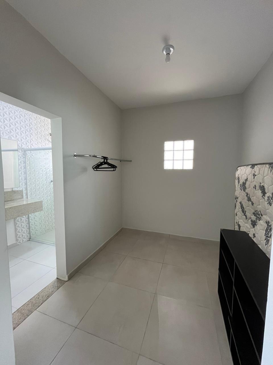 LINDA CASA BAIRRO RETIRO DAS CARAVELAS