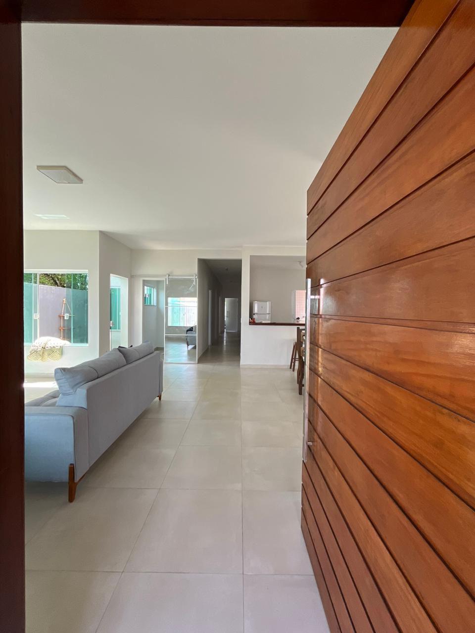 LINDA CASA BAIRRO RETIRO DAS CARAVELAS