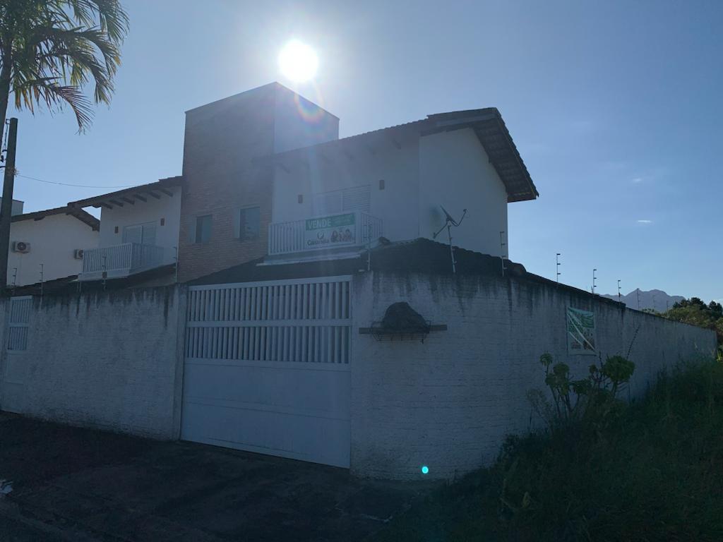 SOBRADO BAIRRO RETIRO DAS CARAVELAS