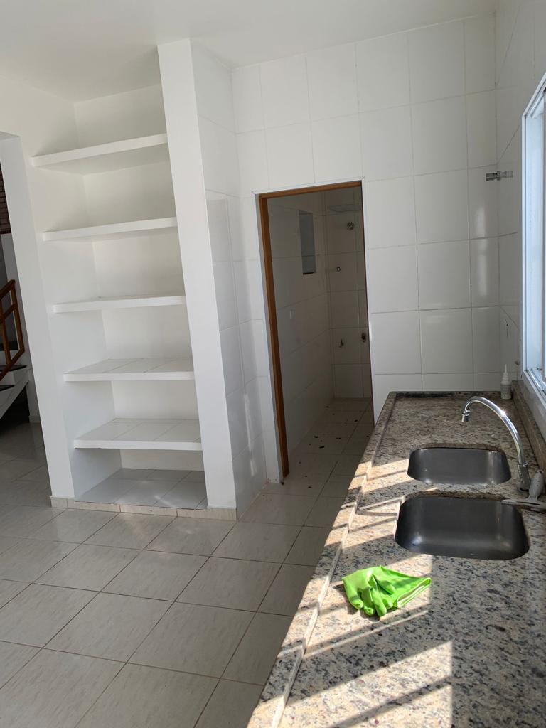 SOBRADO BAIRRO RETIRO DAS CARAVELAS