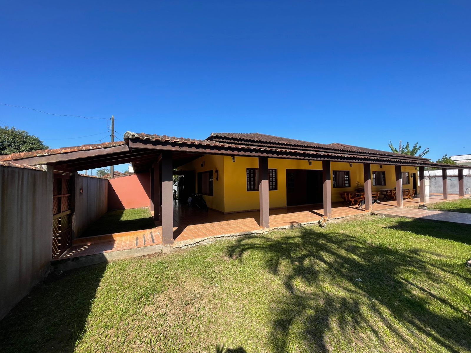 CASA ALTO PADRÃO BAIRRO RETIRO DAS CARAVELAS