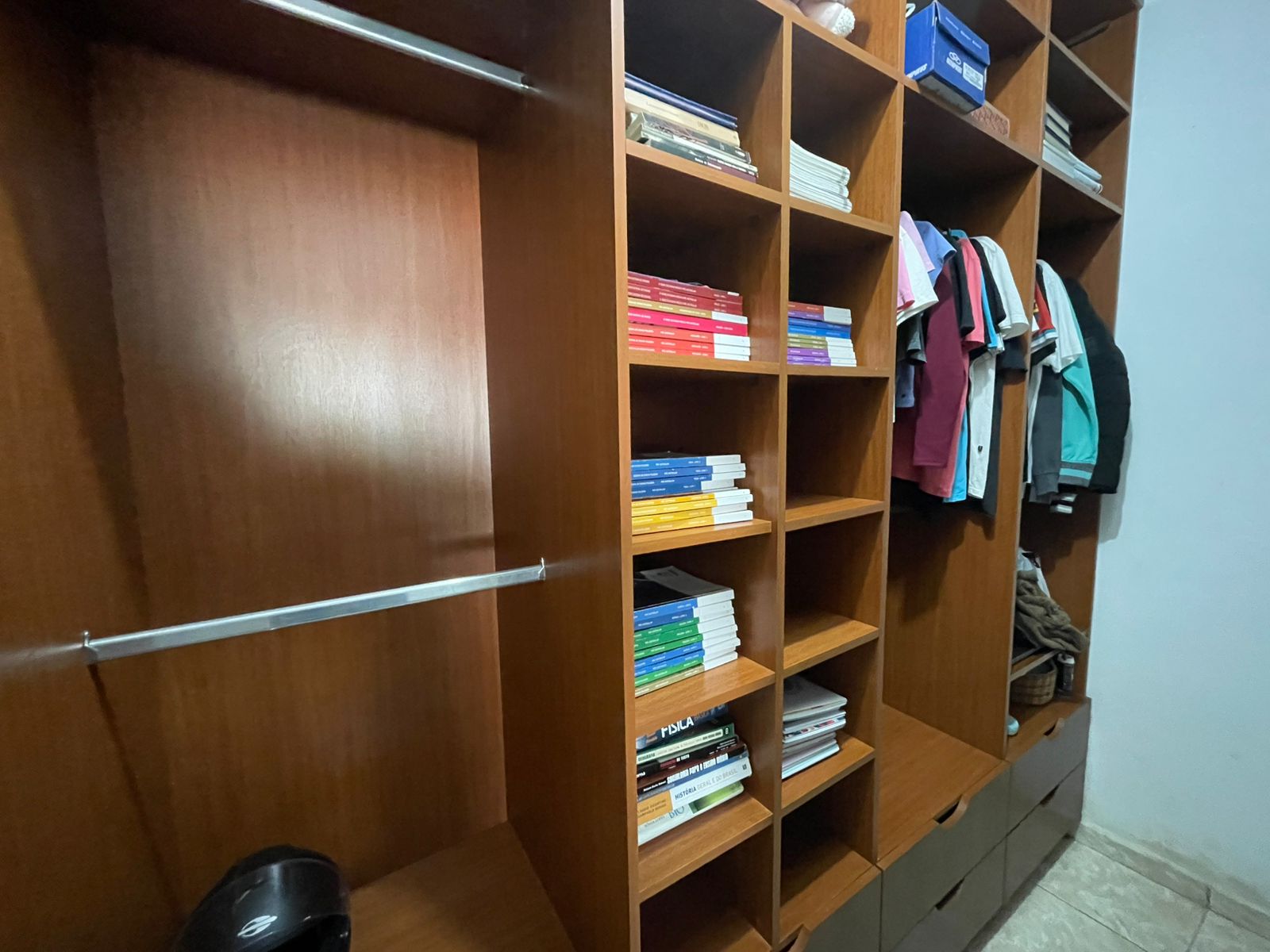 CASA ALTO PADRÃO BAIRRO RETIRO DAS CARAVELAS