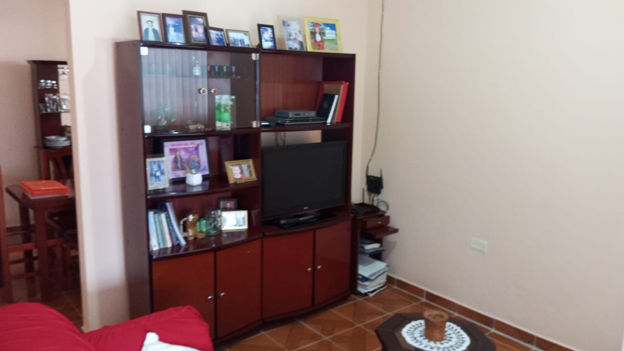 CASA AVENIDA INDEPENDENCIA