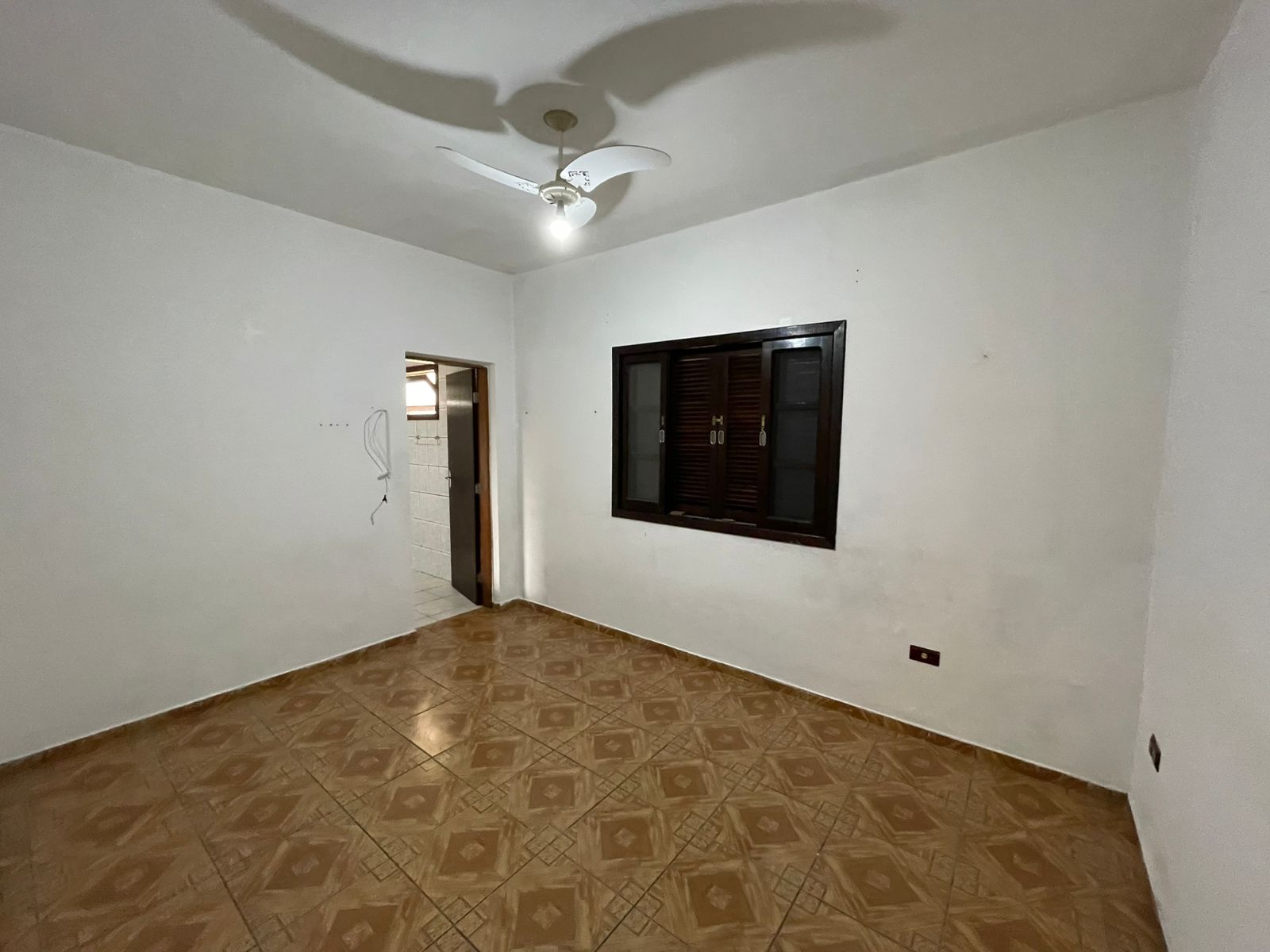 CASA BAIRRO DO CENTRO EM CANANEIA