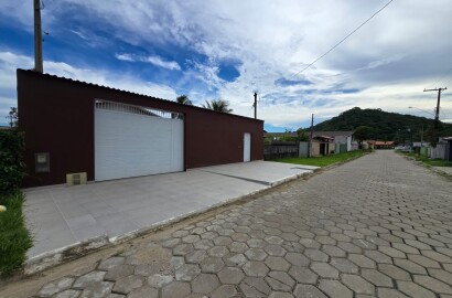 linda casa bairro ariri em cananeia