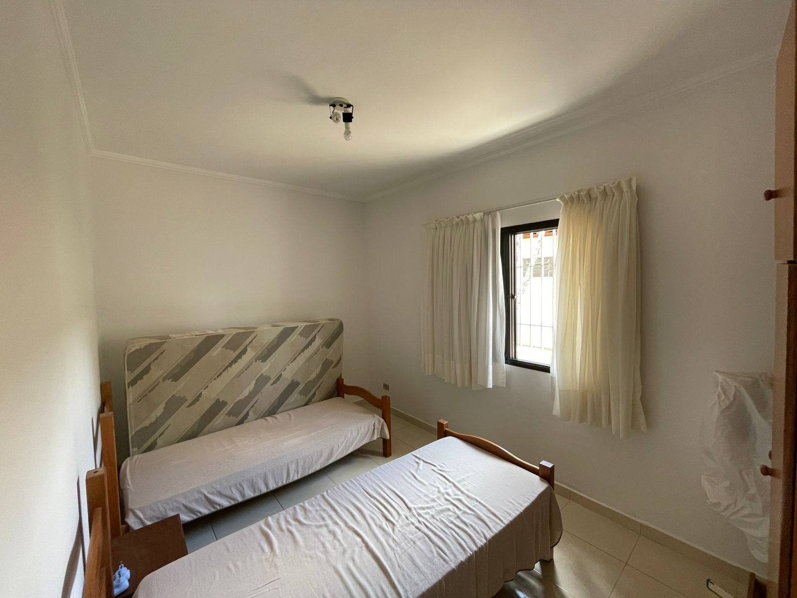 LINDA CASA BAIRRO RETIRO DAS CARAVELAS