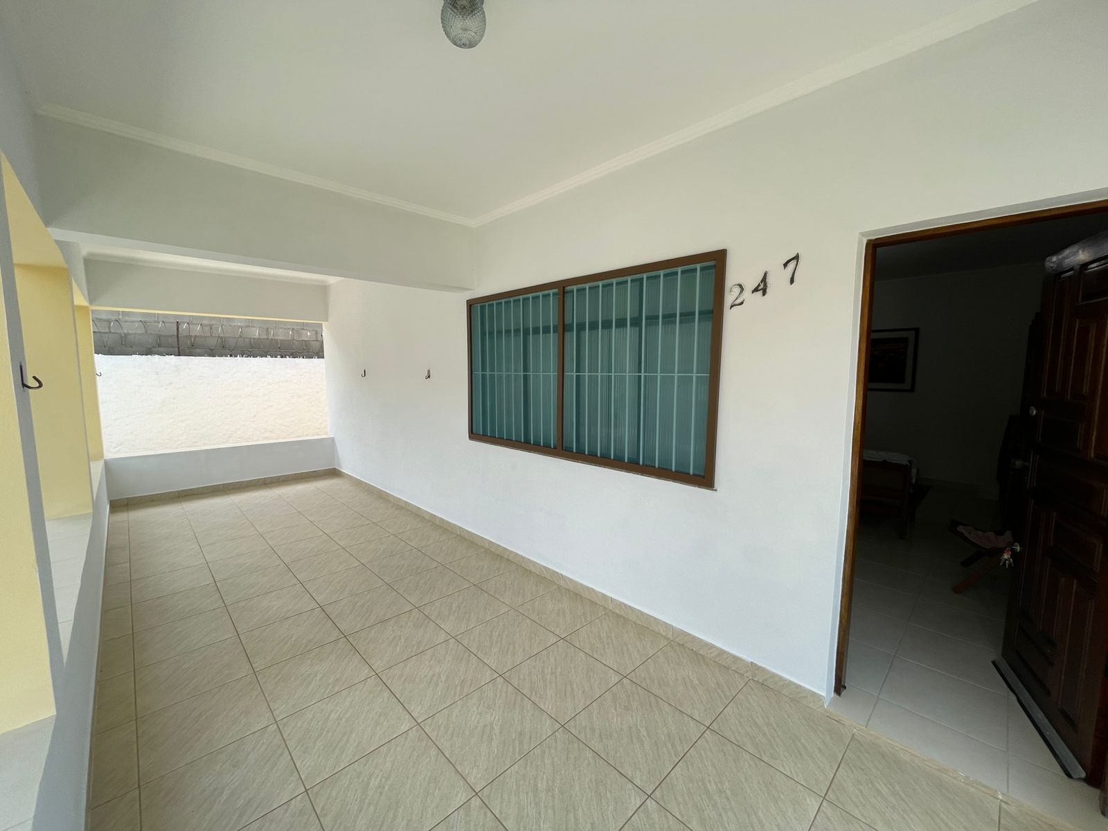 LINDA CASA BAIRRO RETIRO DAS CARAVELAS